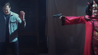 Natalie Portman returns to rap on <i>SNL</i>, dares you to diss the <i>Star Wars</i> prequels